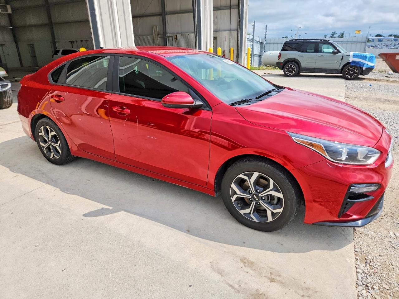 2019 Kia Forte Lxs - Фото 4