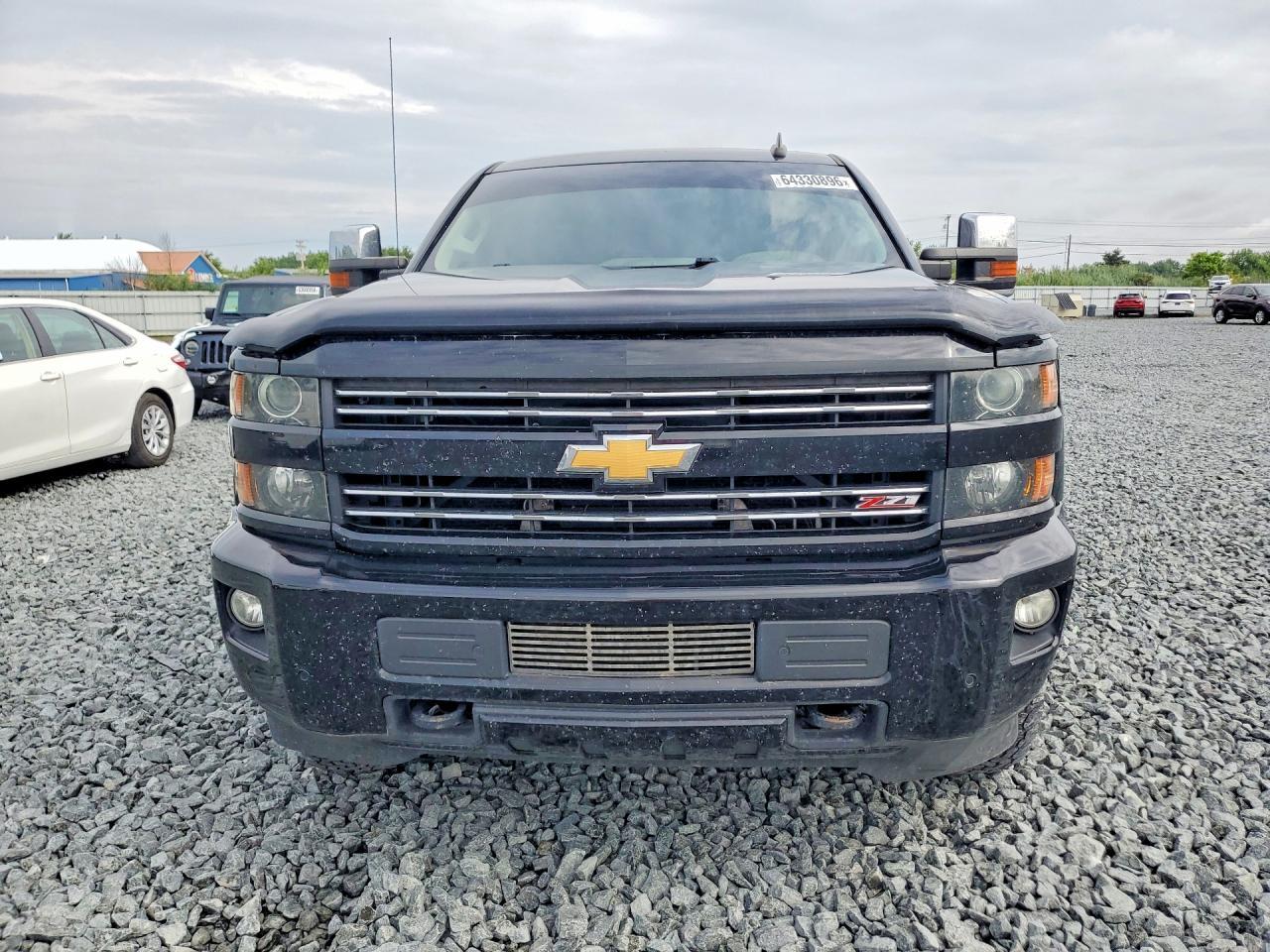 2017 Chevrolet Silverado K3500 Ltz - Image 5