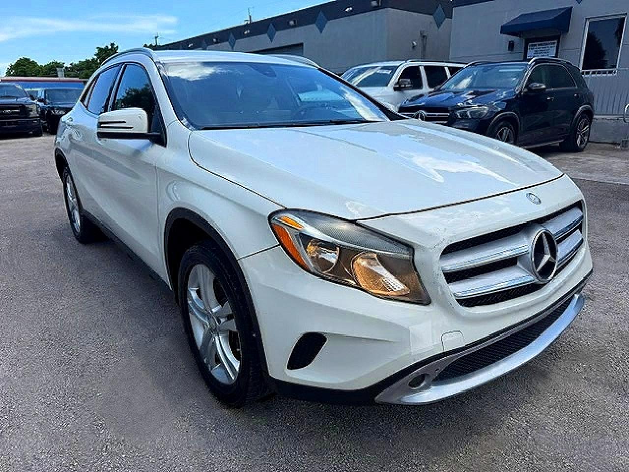 2017 Merz Gla 250 - Image 4