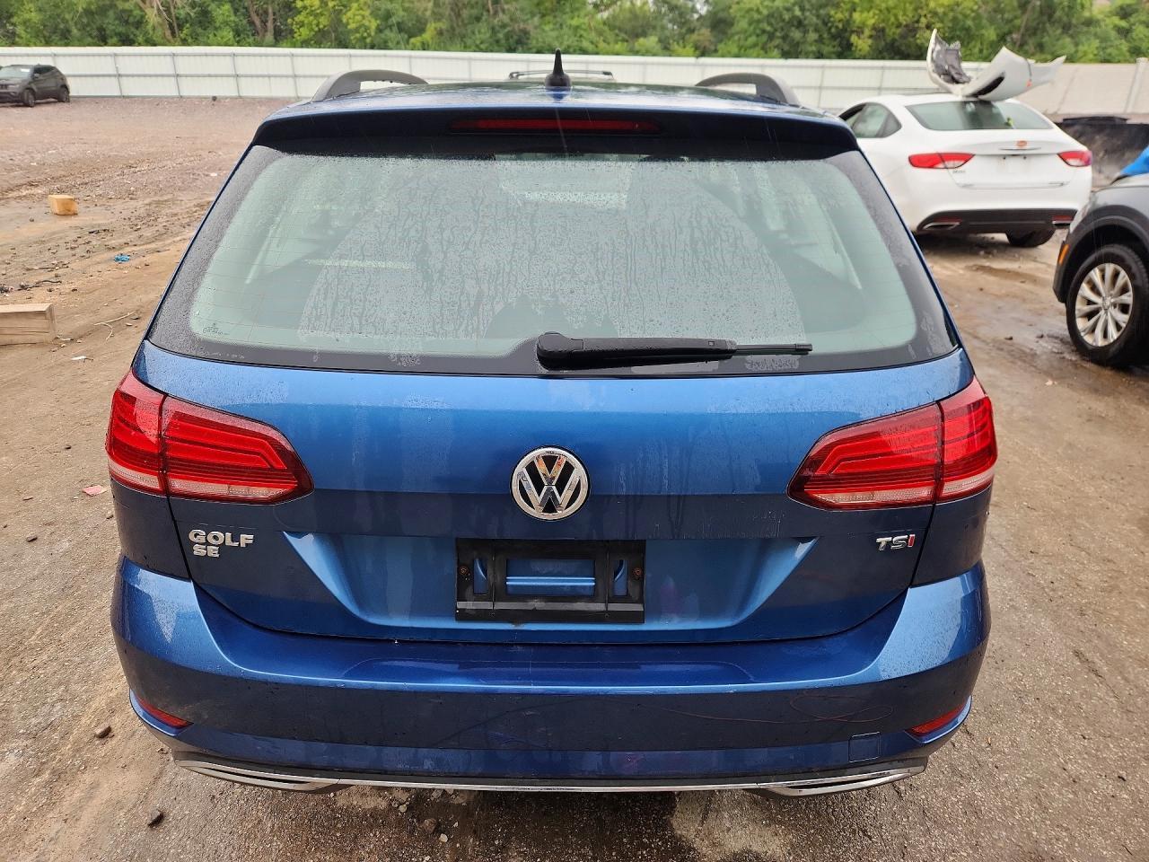 2018 Volkswagen Golf Sportwagen S - Image 6