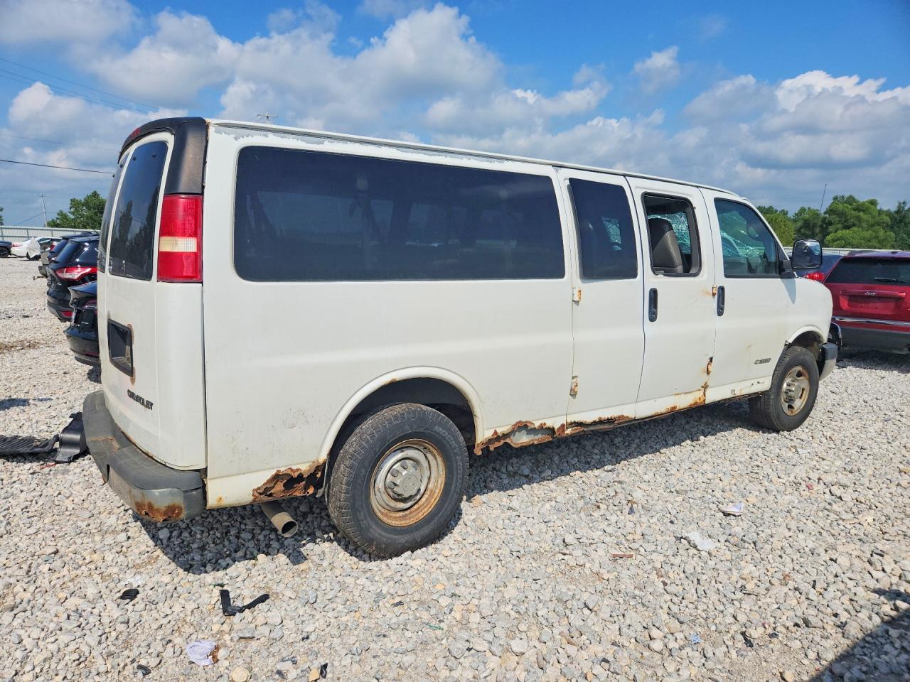 2005 Chevrolet Express G3500 - Image 3
