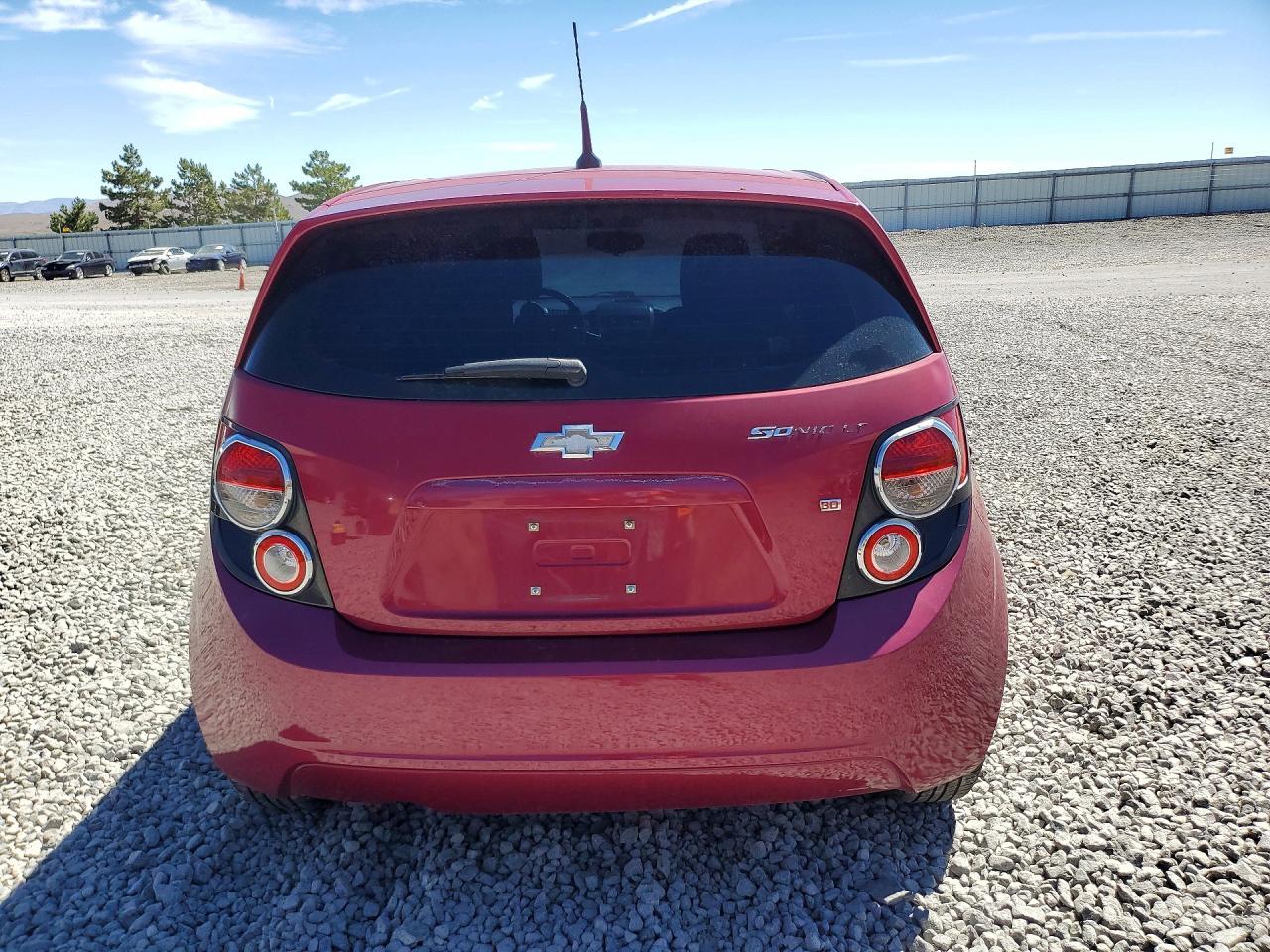 2014 Chevrolet Sonic Lt - Фото 6