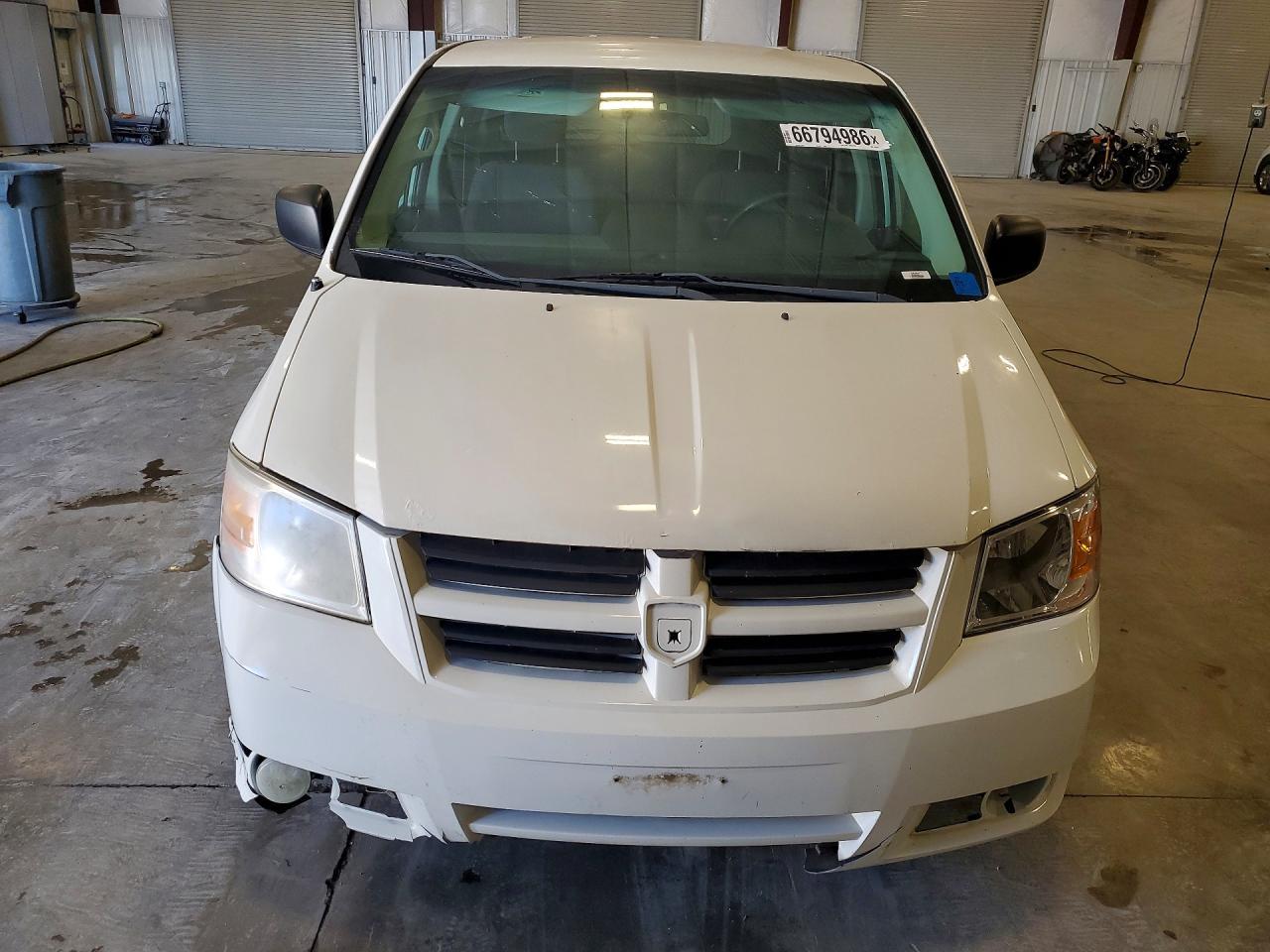 2009 Dodge Grand Caravan Se - Image 5