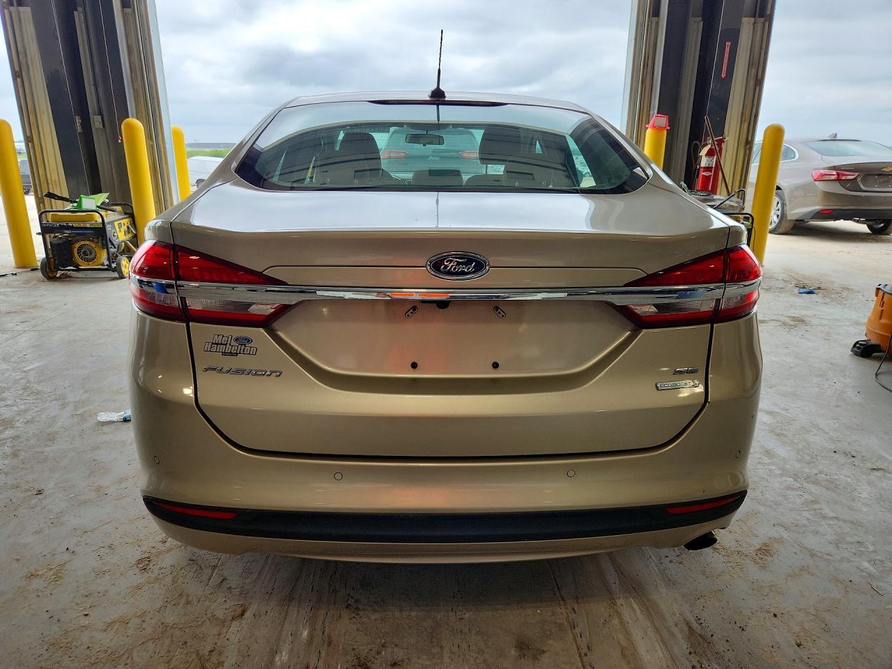 2017 Ford Fusion Se - Фото 6