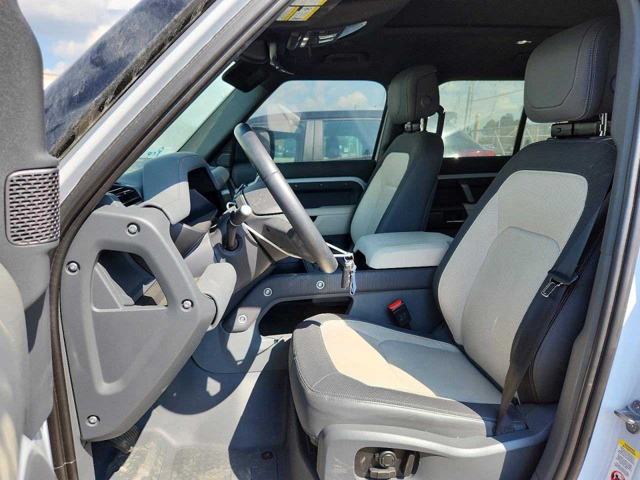 2023 Land Rover Defender 110 X-Dynamic Se - Фото 7
