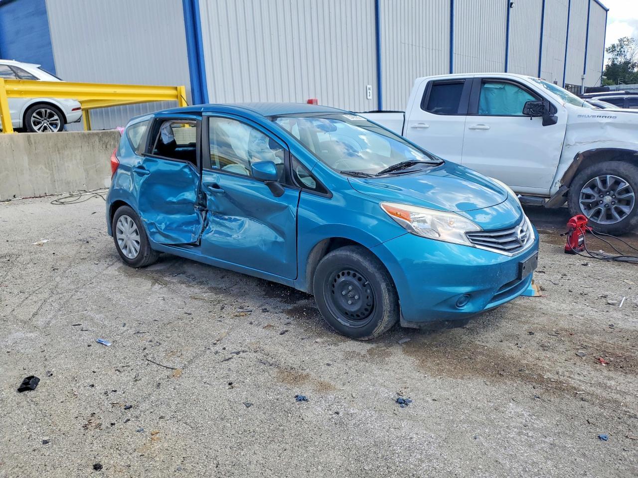 2015 Nissan Versa Note Sv - Image 4