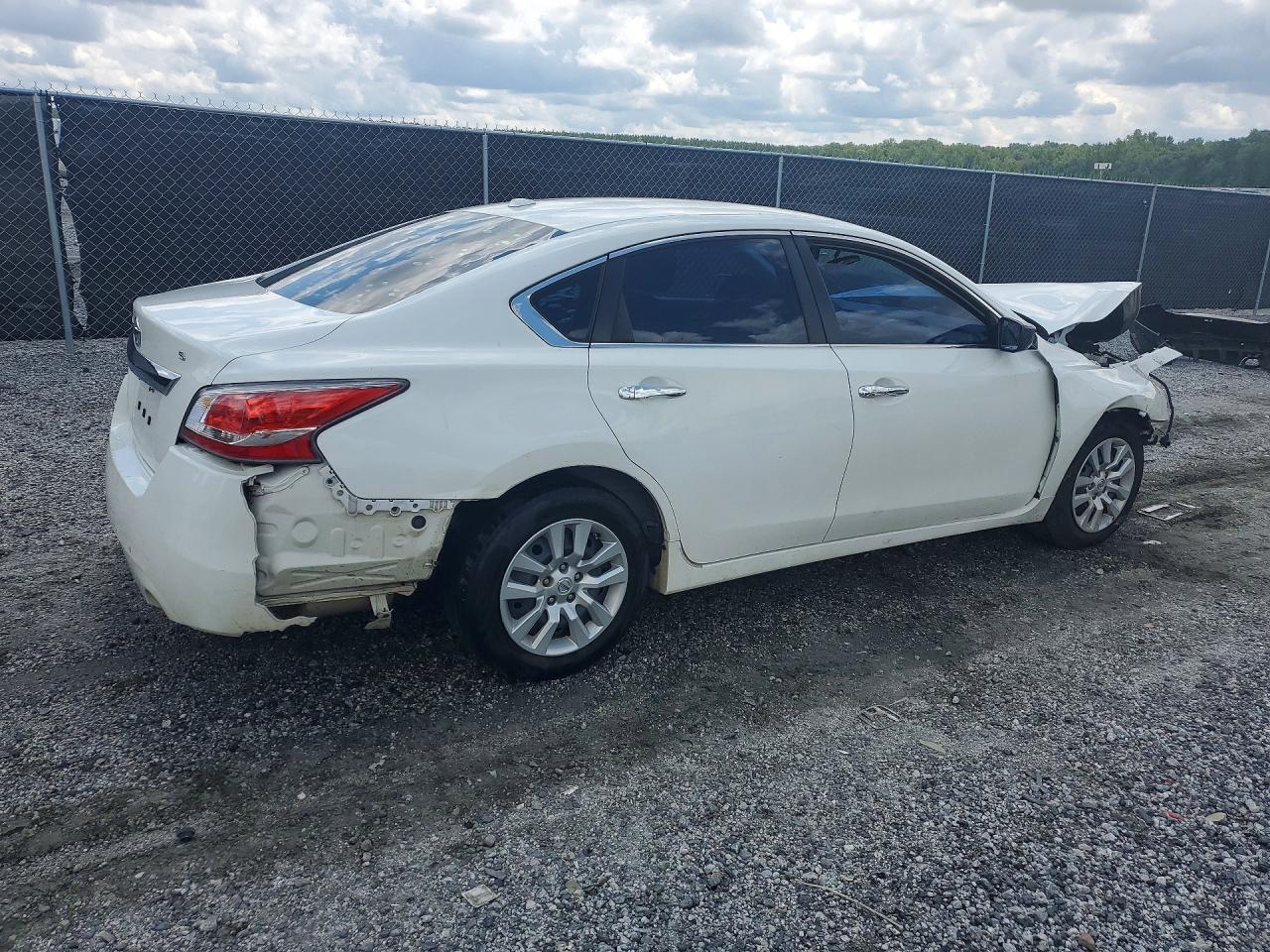 2015 Nissan Altima 2.5 S - Фото 3