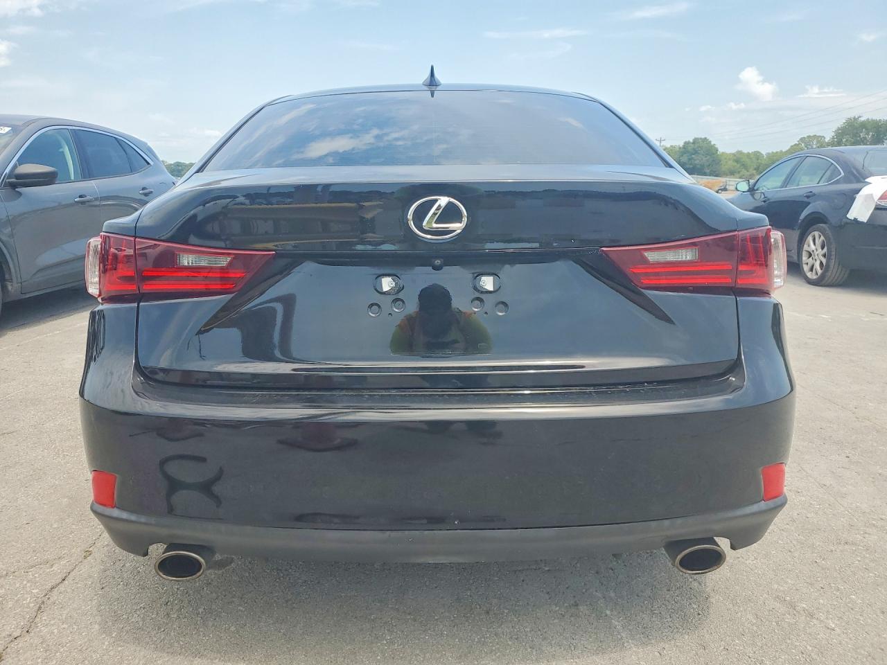 2015 Lexus Is 250 - Image 6