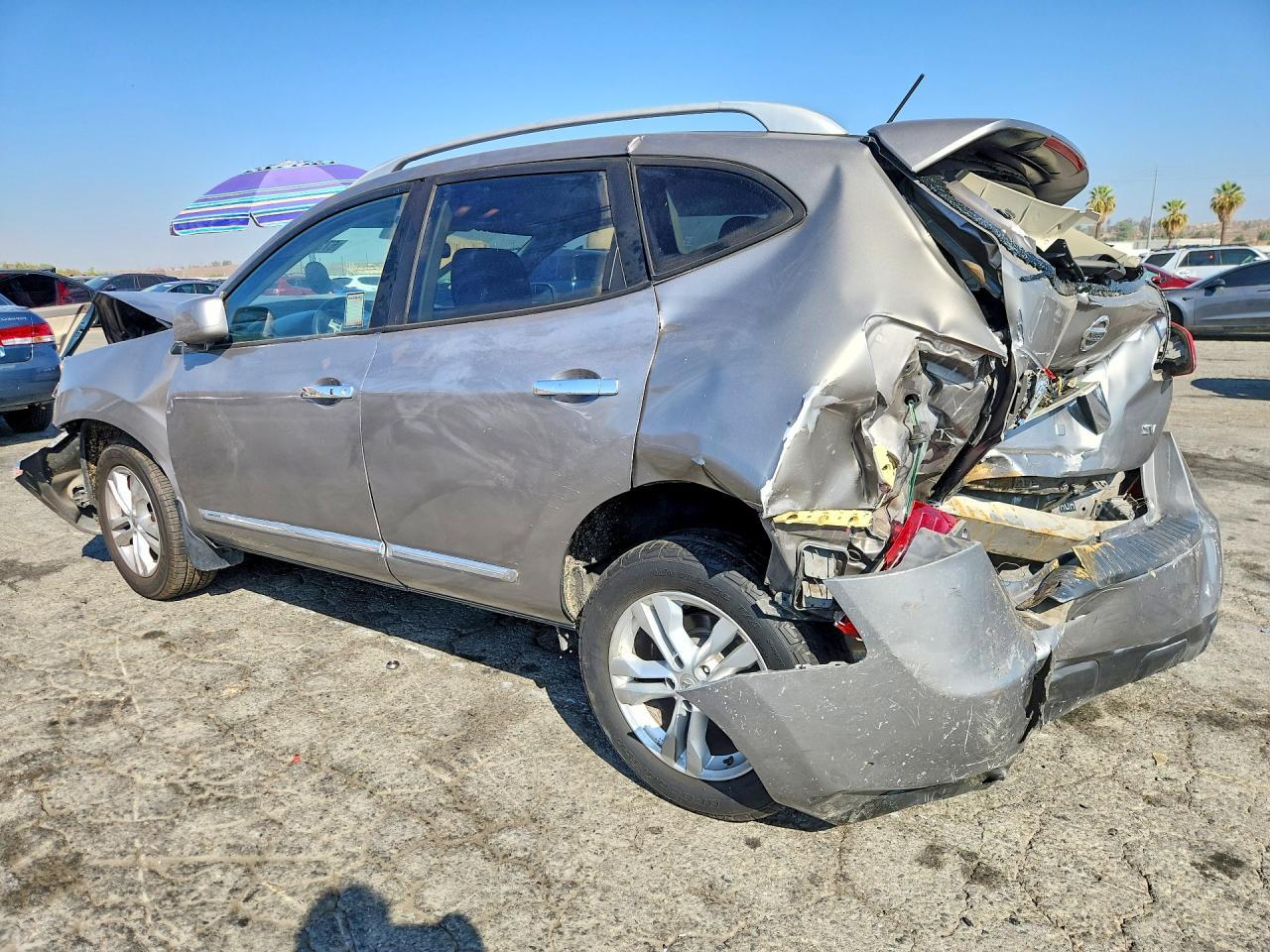 2013 Nissan Rogue S - Фото 2