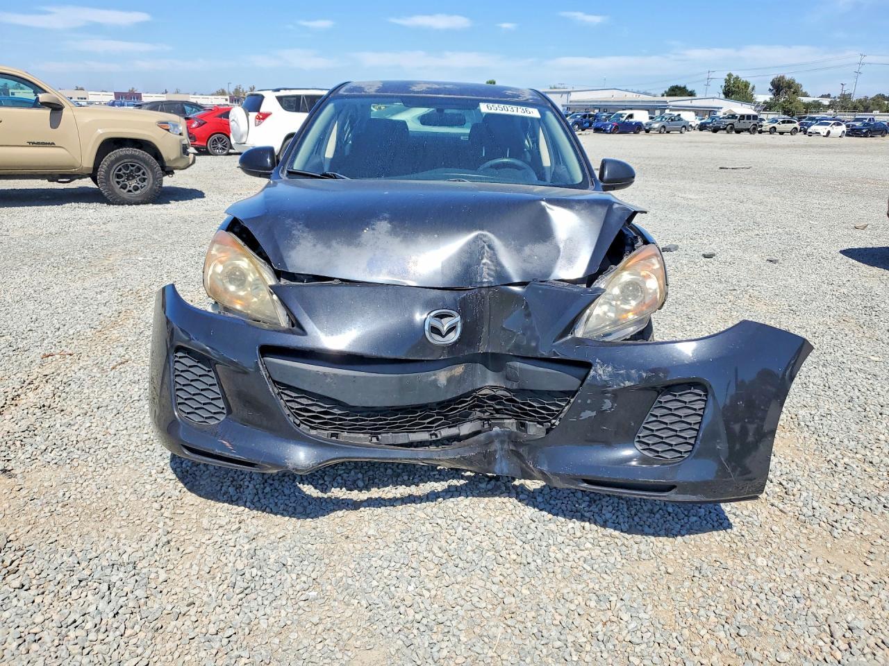 2013 Mazda 3 I - Image 5