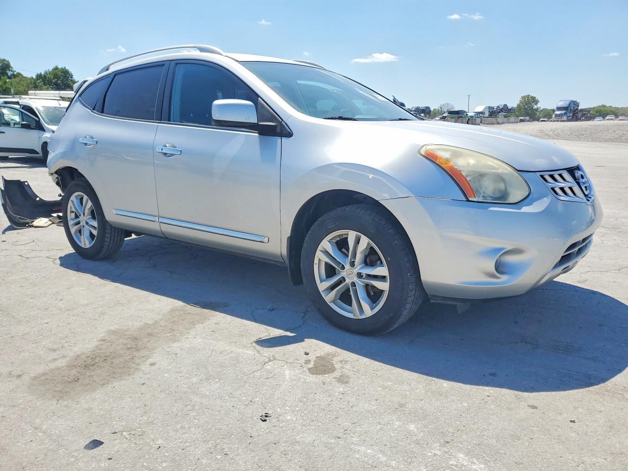 2013 Nissan Rogue S - Фото 4