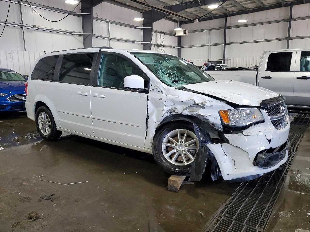 2016 Dodge Grand Caravan Sxt - Фото 4