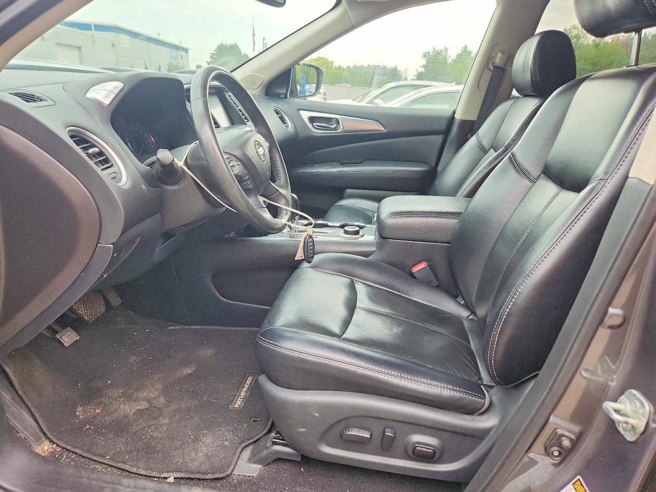 2018 Nissan Pathfinder S - Image 7