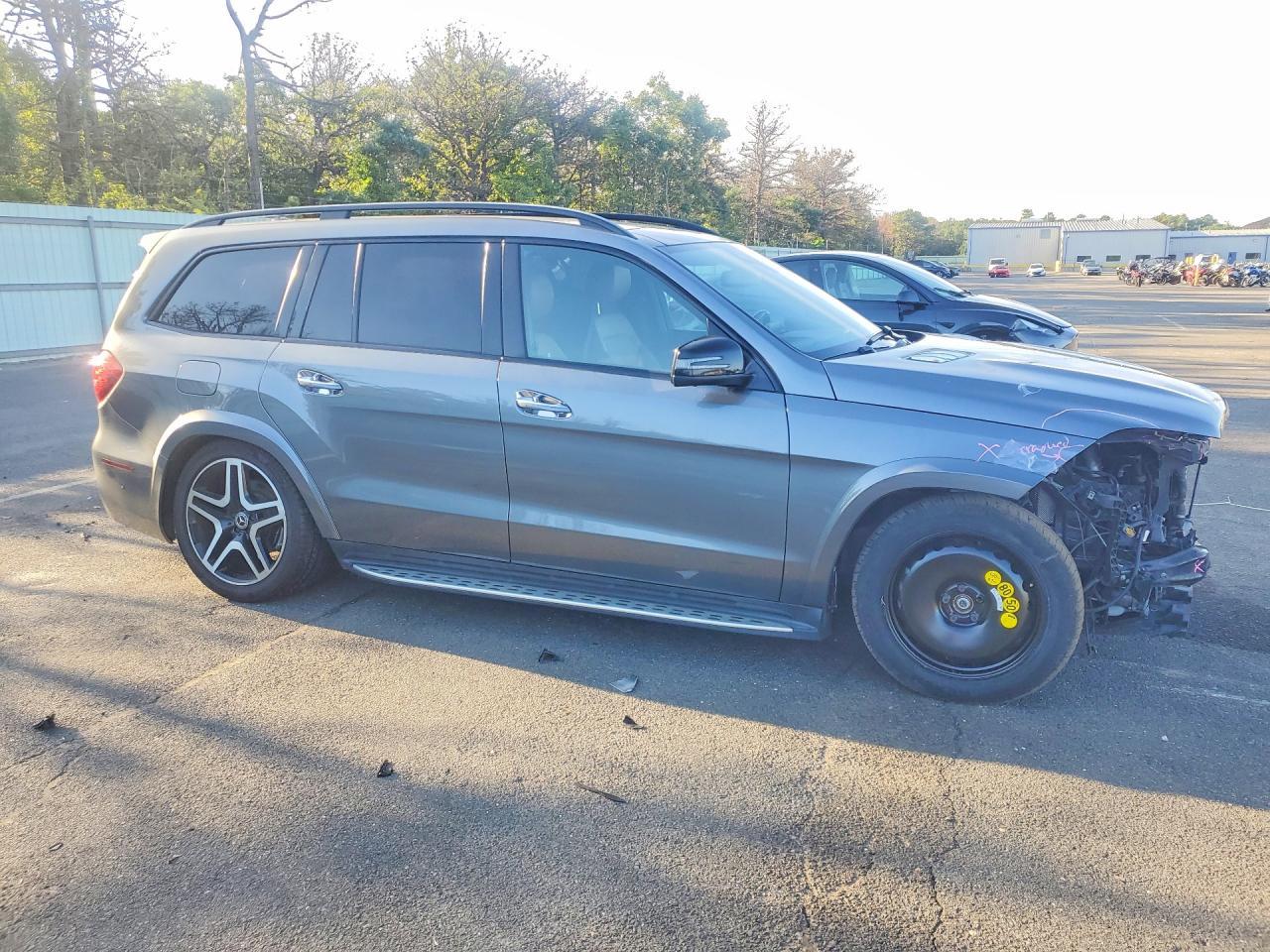 2019 Mercedes-Benz Gls 550 4Matic - Фото 4