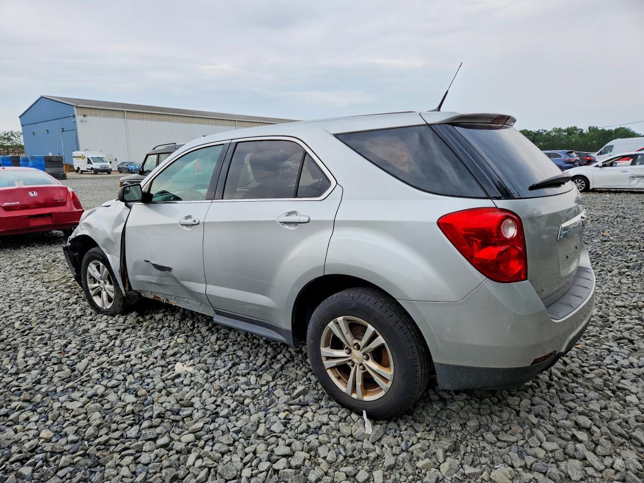 2013 Chevrolet Equinox Ls - Фото 2