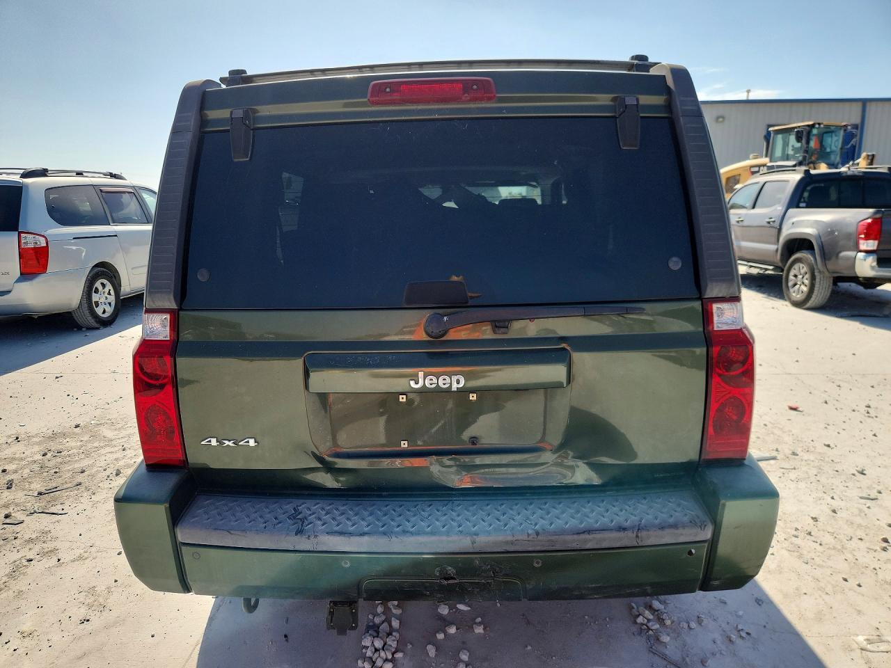 2006 Jeep Commander - Фото 6