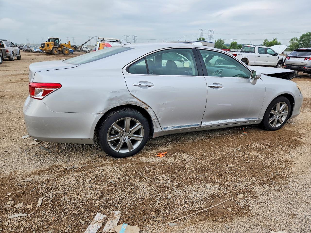 2010 Lexus Es 350 - Image 3