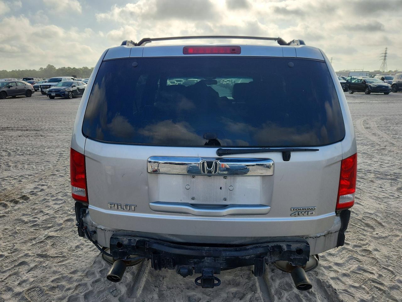 2015 Honda Pilot Touring - Image 6