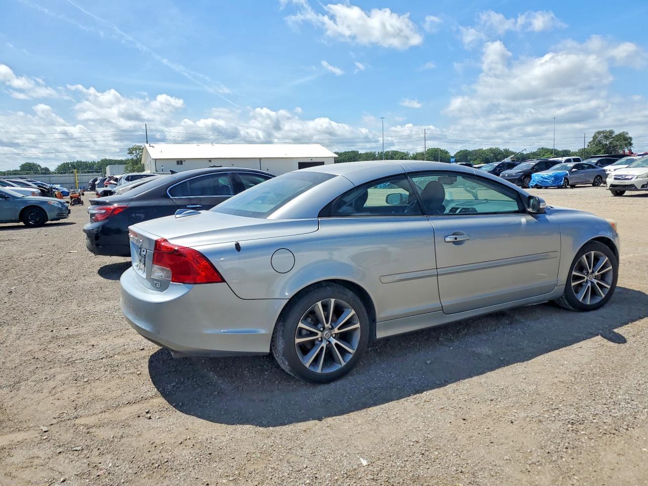 2012 Volvo C70 T5 - Image 3