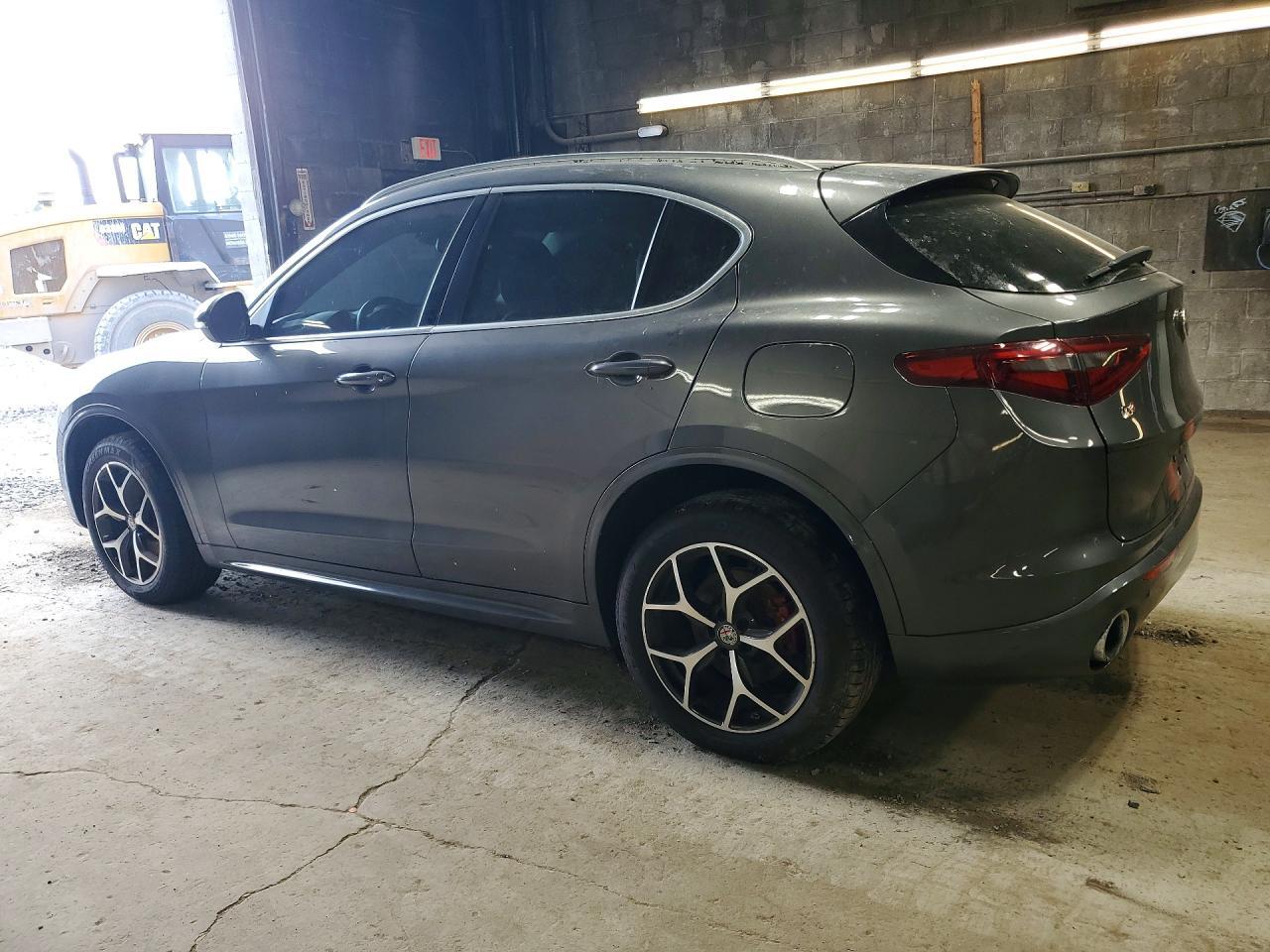 2021 Alfa Romeo Stelvio Ti - Фото 2