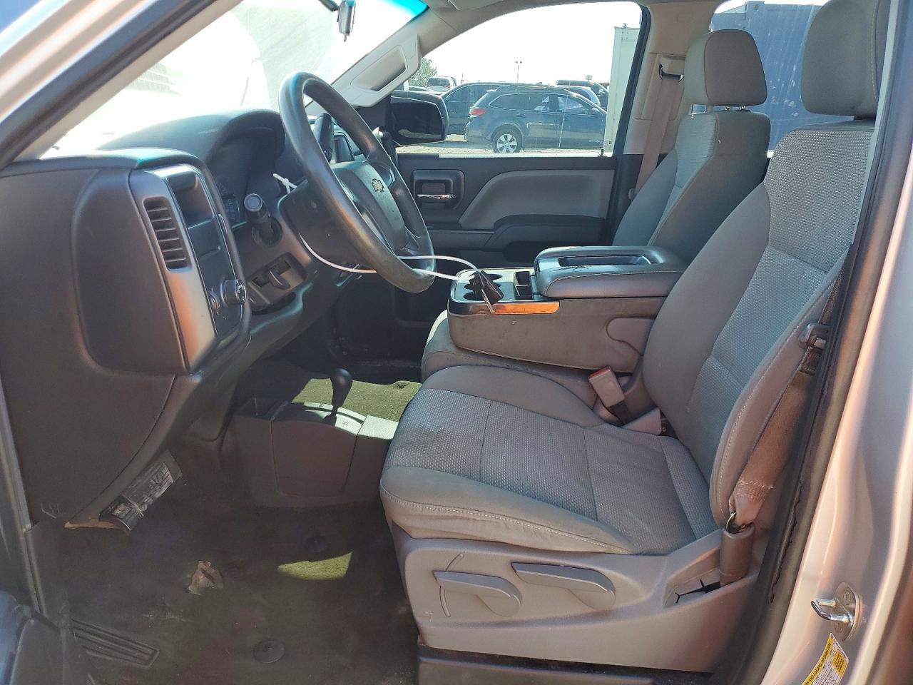 2016 Chevrolet Silverado K1500 Custom - Фото 7