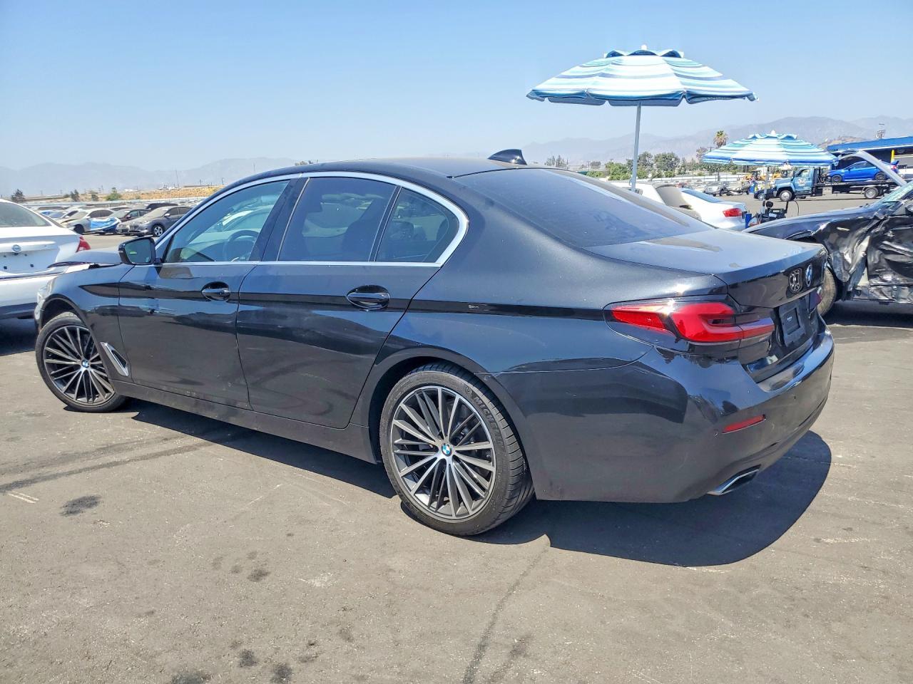 2023 BMW 530 I - Фото 2