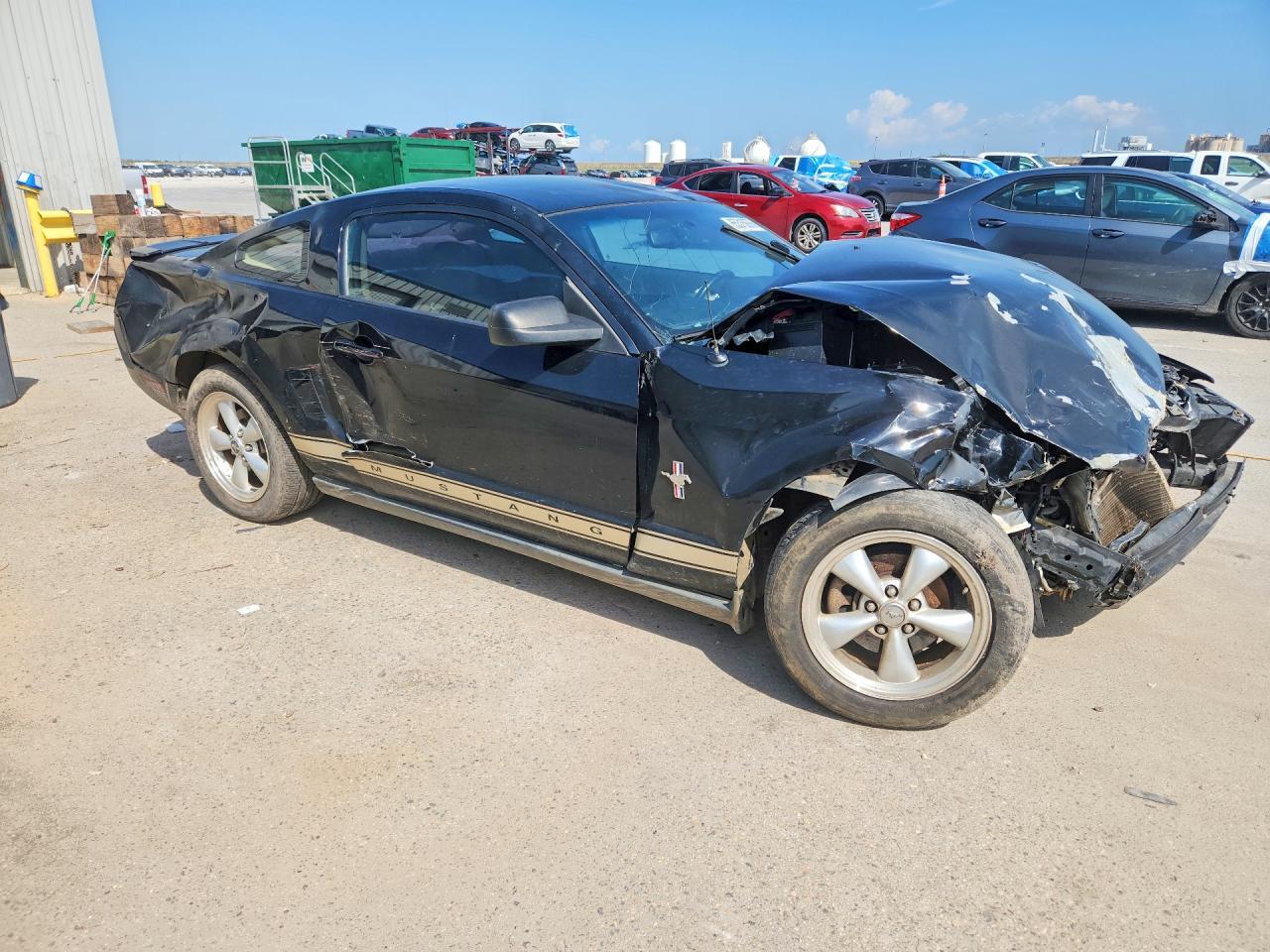 2008 Ford Mustang - Image 4