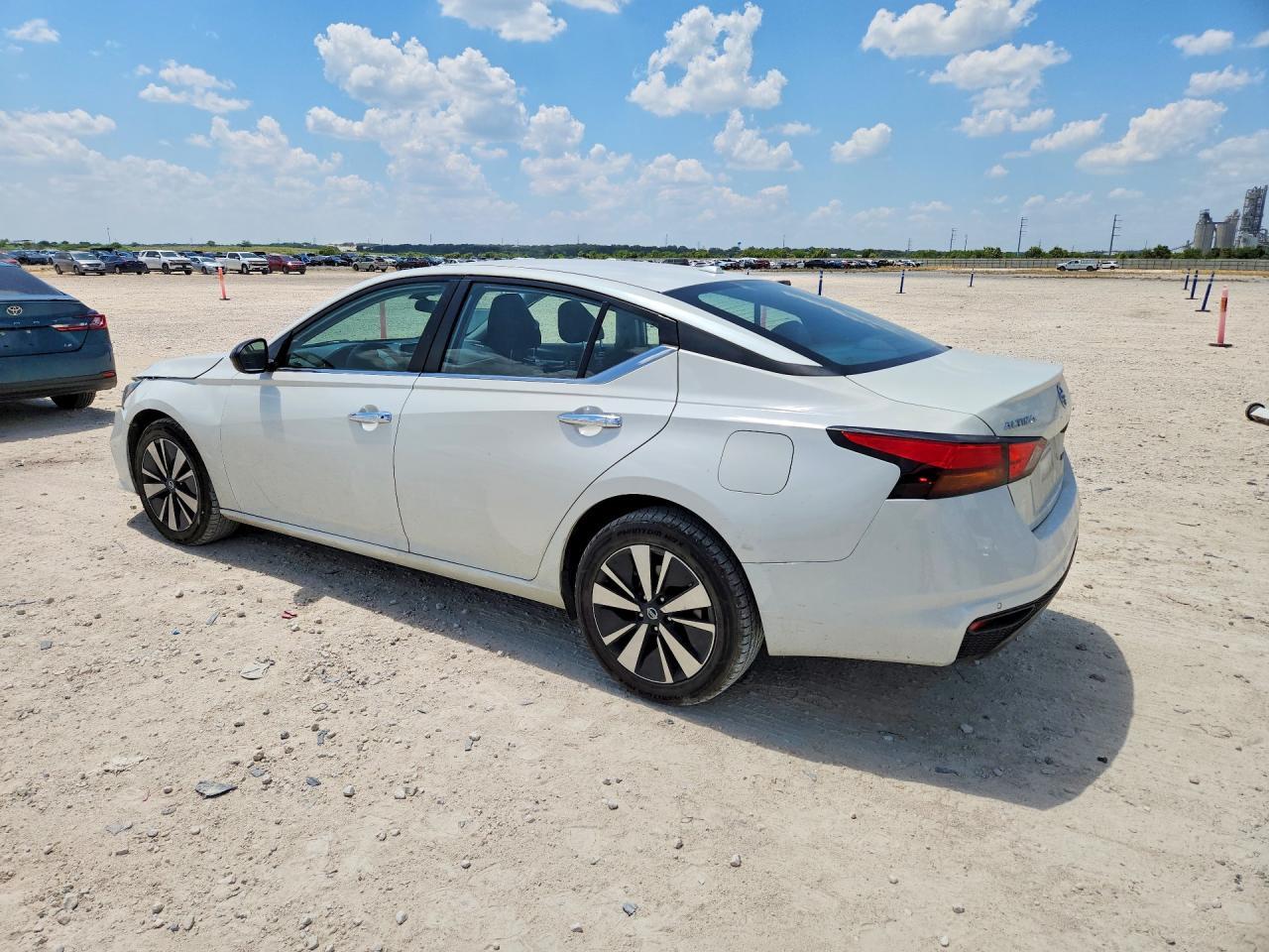 2022 Nissan Altima Sv - Фото 2