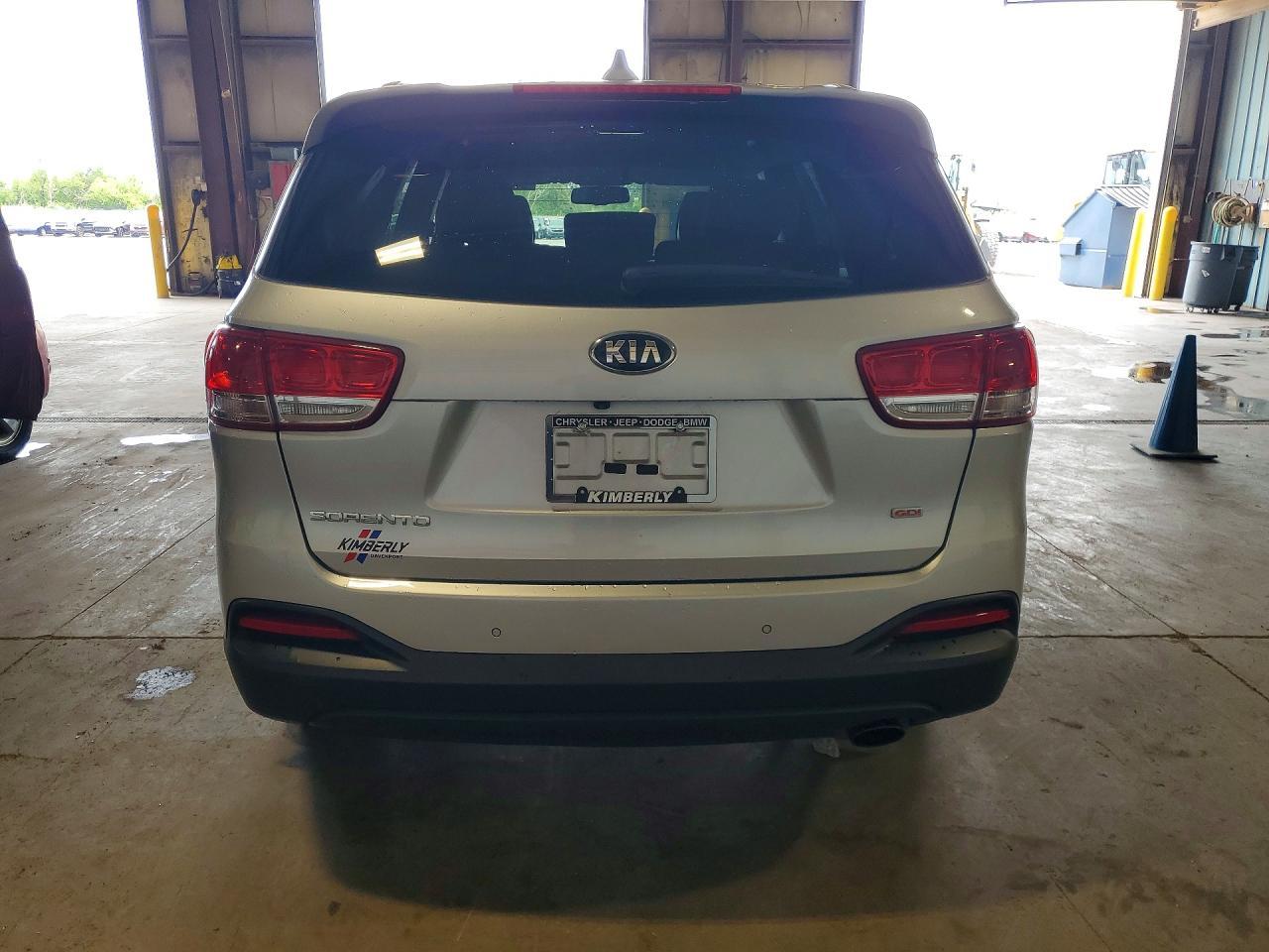 2016 Kia Sorento Lx - Фото 6