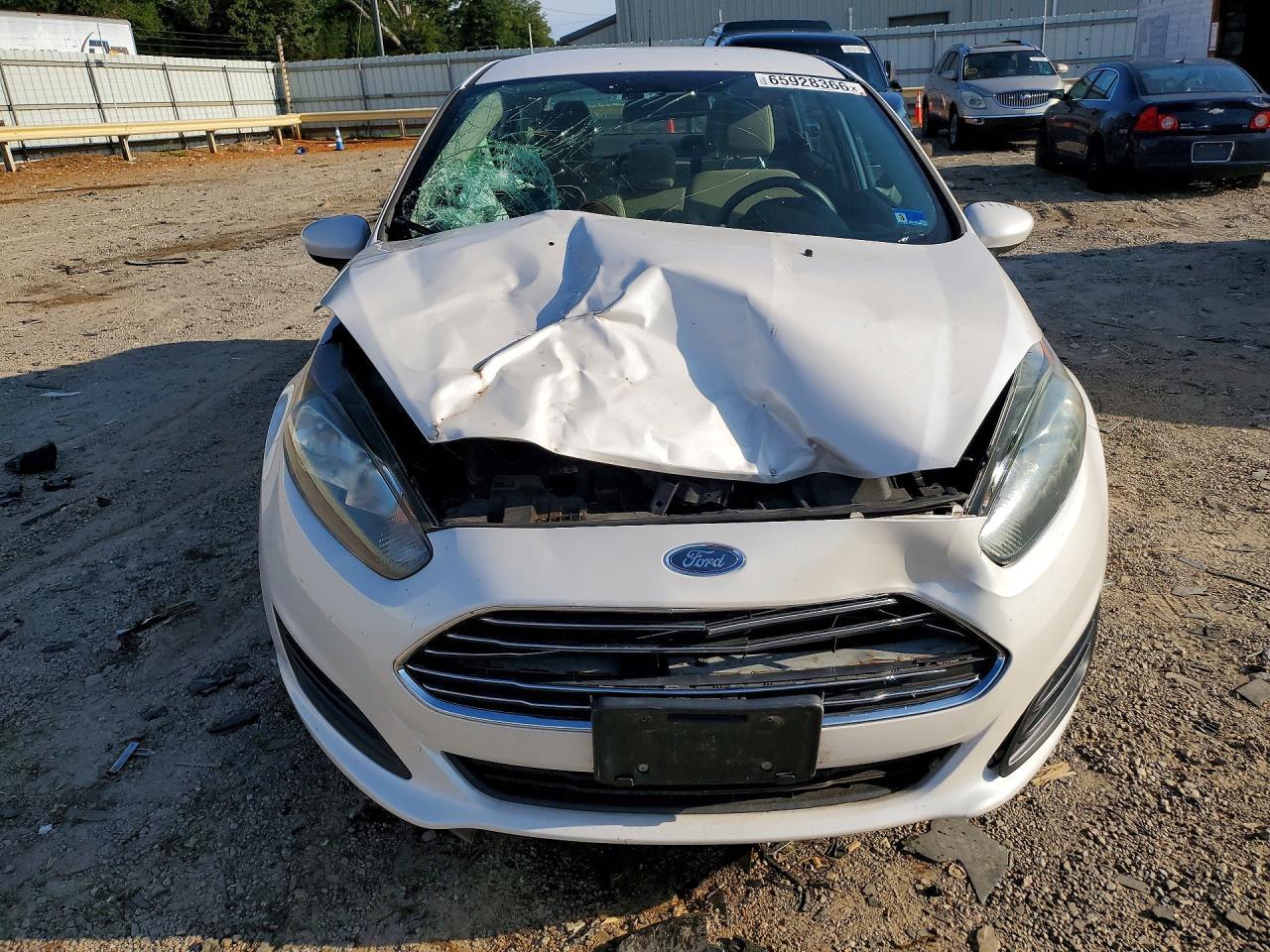 2019 Ford Fiesta Se - Image 5