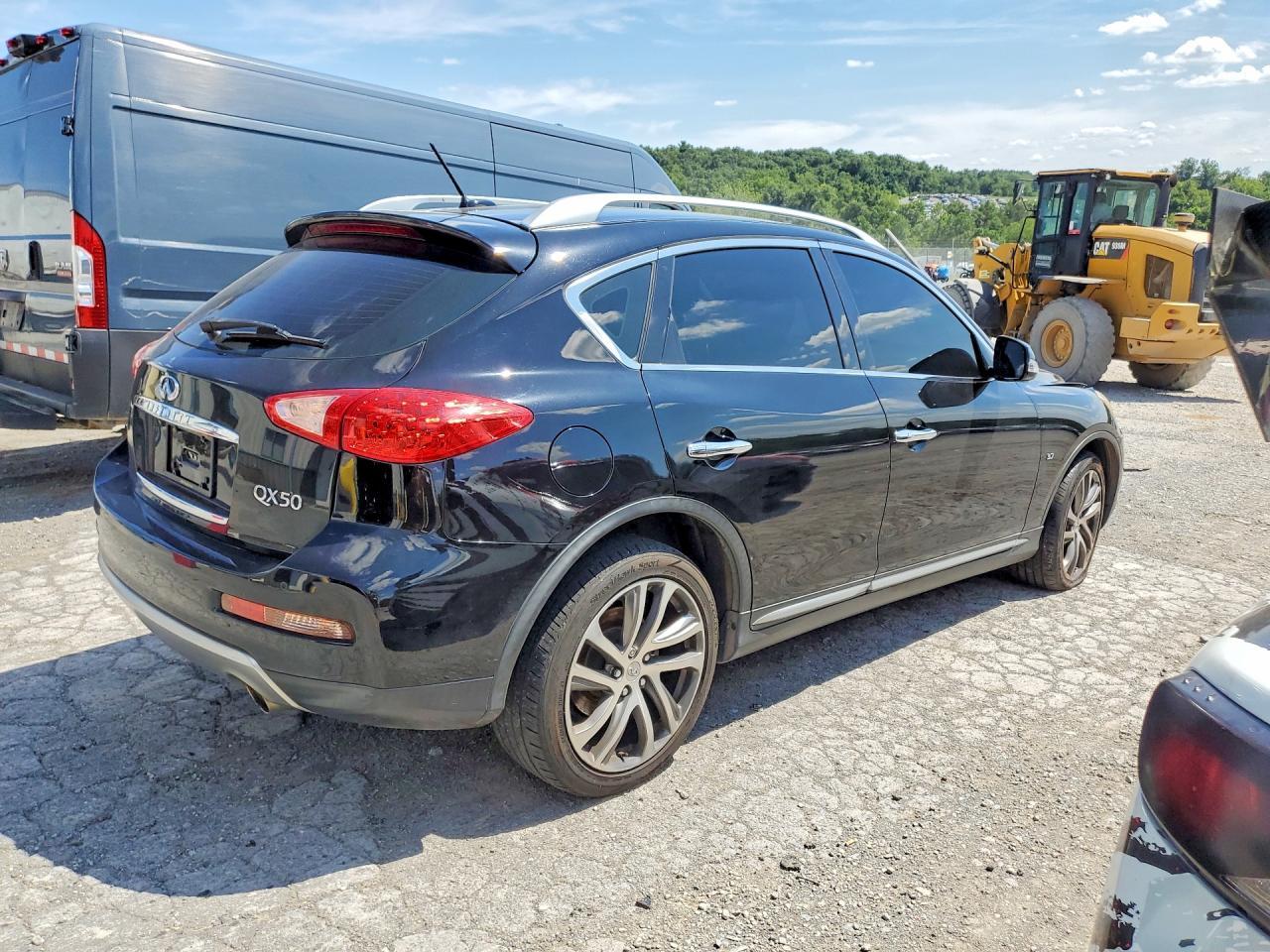 2017 Infiniti Qx50 Base - Image 3