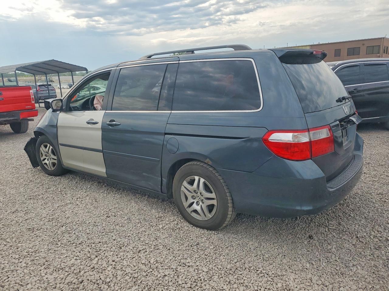 2005 Honda Odyssey Exl - Image 2