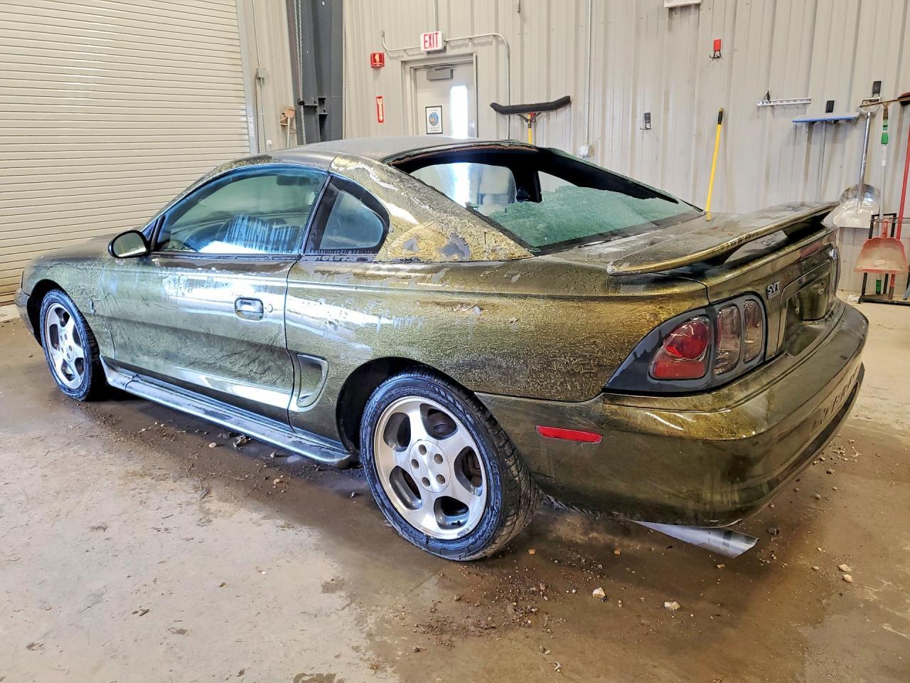 1997 Ford Mustang Cobra - Фото 2