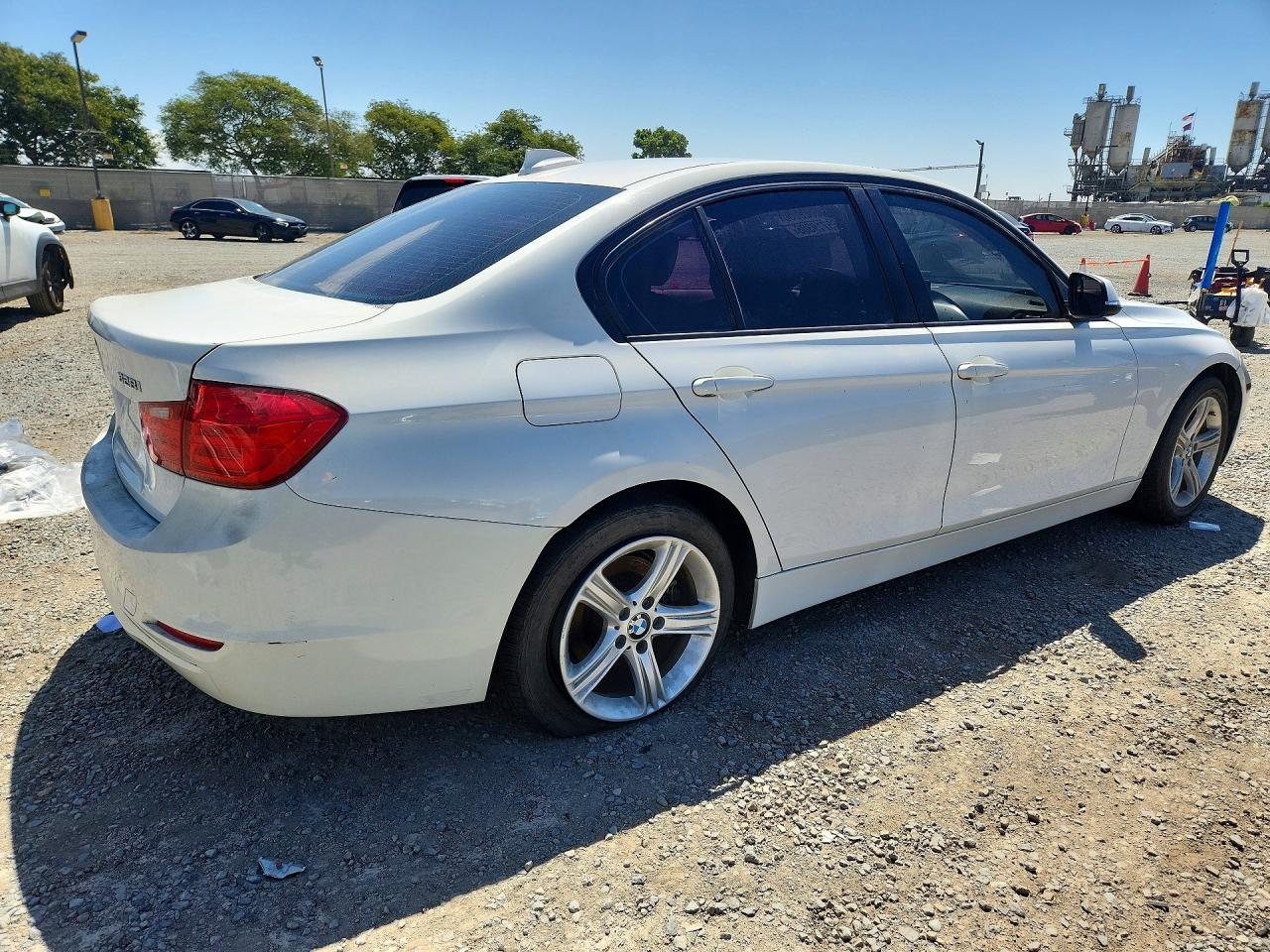 2012 BMW 328 I - Image 3