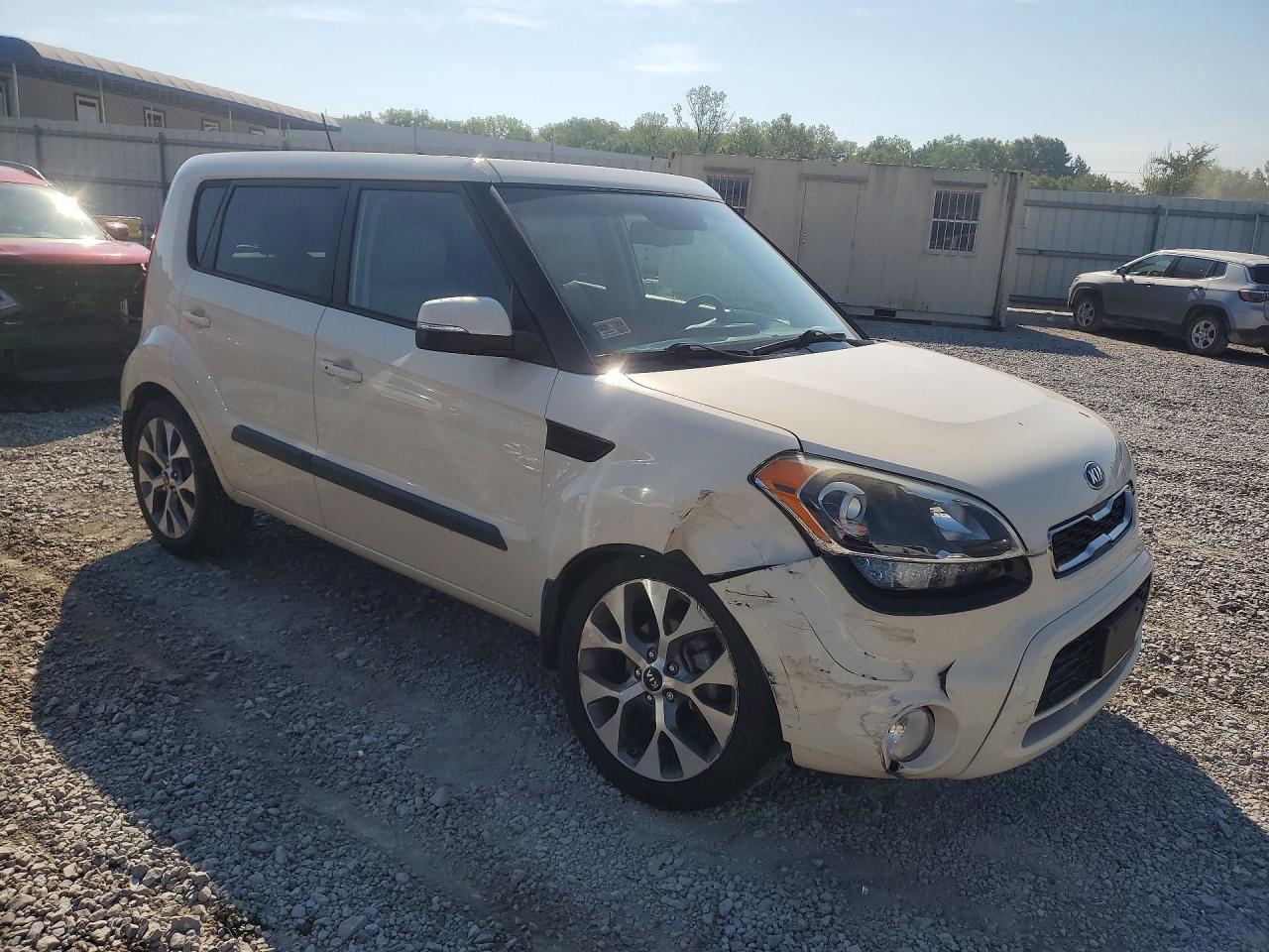 2013 Kia Soul ! - Image 4