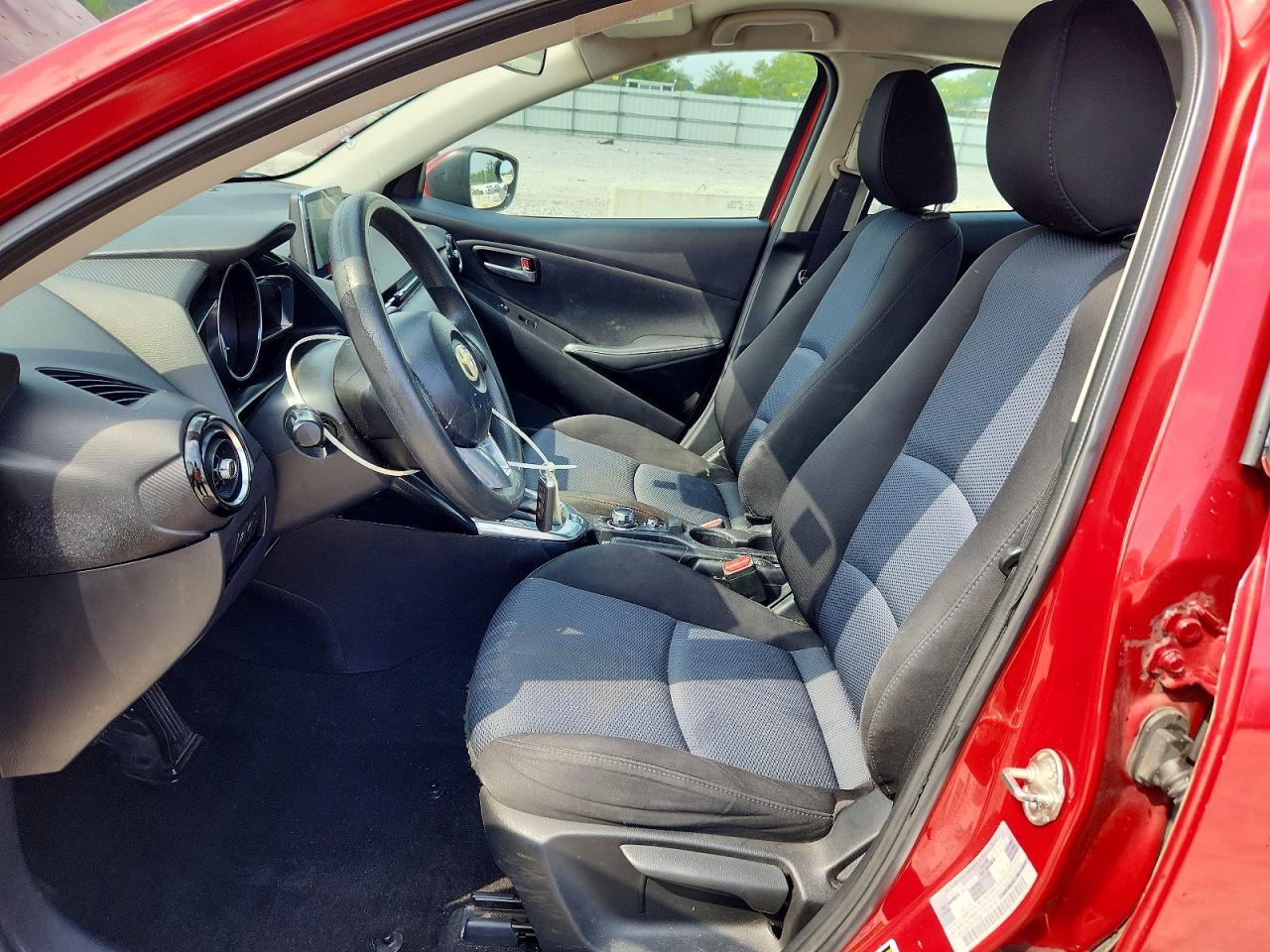 2017 Toyota Yaris Ia Base - Фото 7