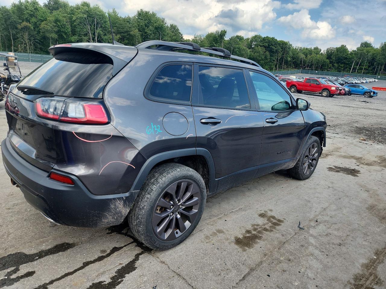 2021 Jeep Cherokee Latitude Lux - Фото 3