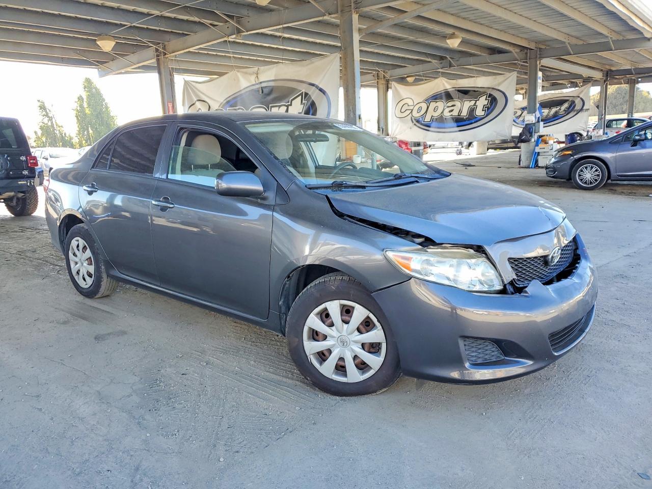 2010 Toyota Corolla Le - Фото 4