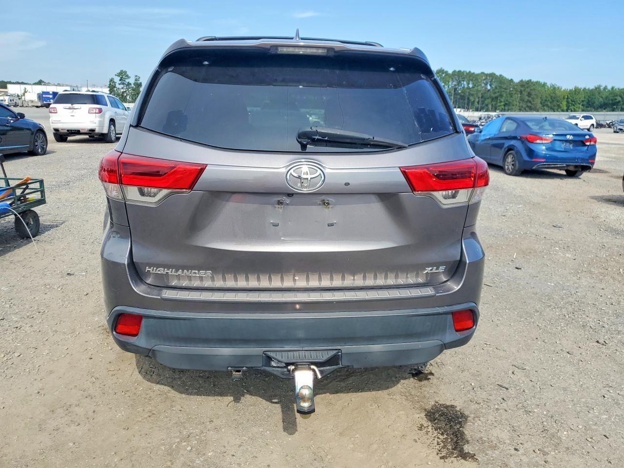 2017 Toyota Highlander Xle - Фото 6