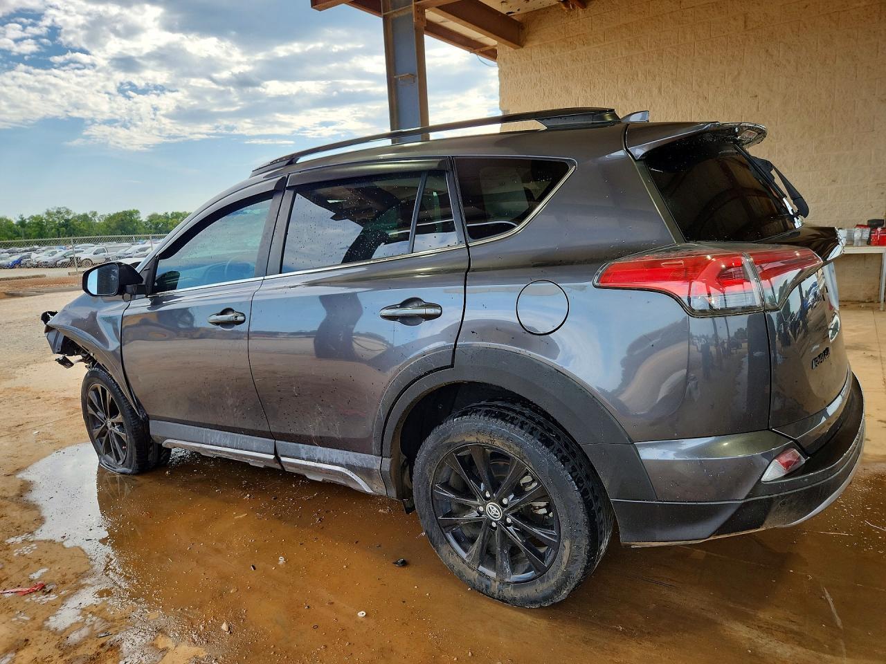 2018 Toyota Rav4 Adventure - Image 2