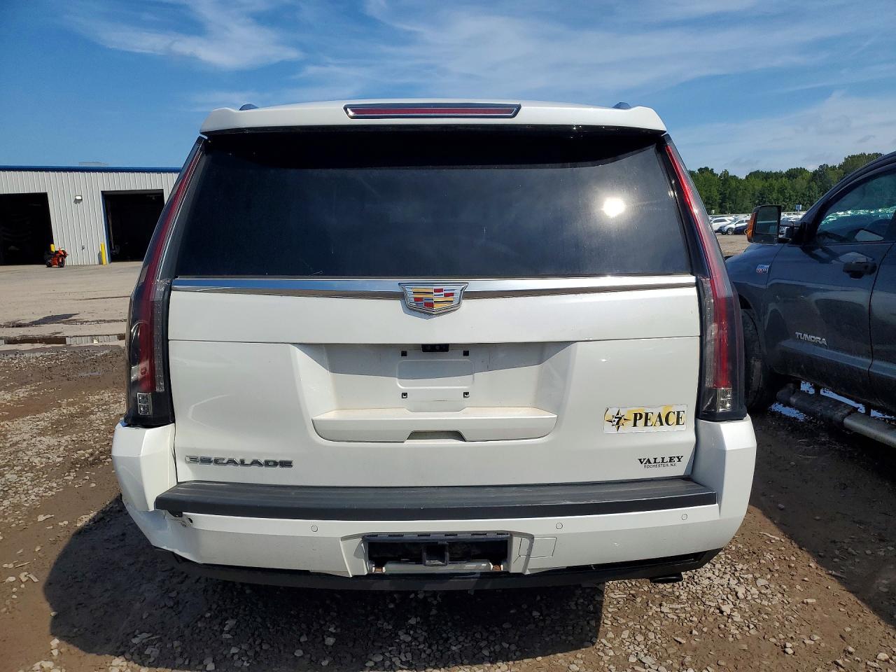 2018 Cadillac Escalade Platinum - Фото 6