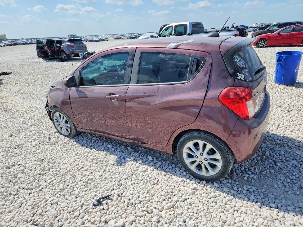 2021 Chevrolet Spark 1Lt - Фото 2