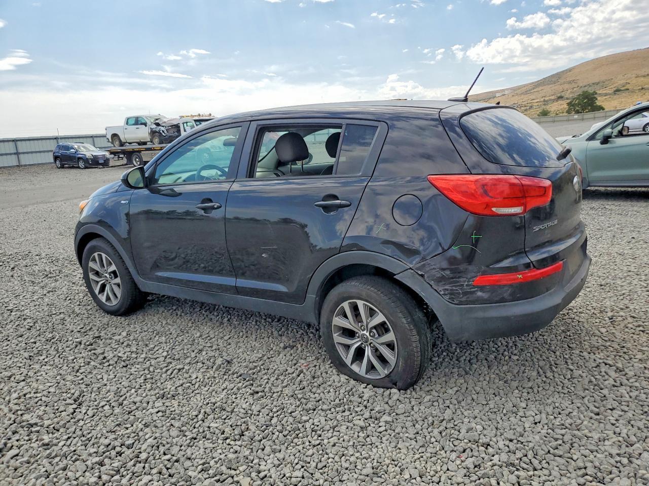 2014 Kia Sportage Lx - Image 2