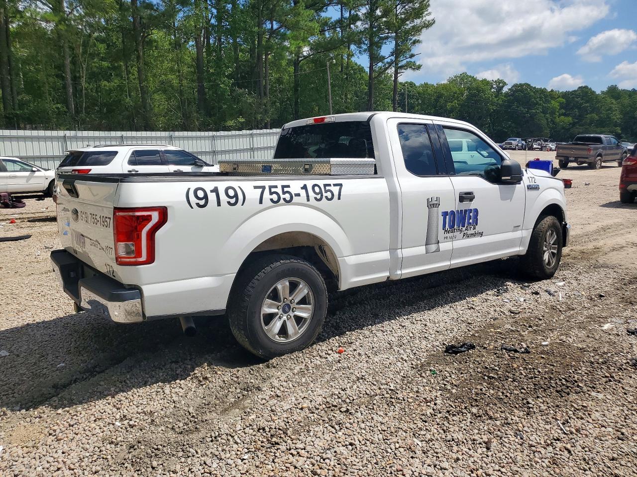 2017 Ford F150 Super Cab - Image 3