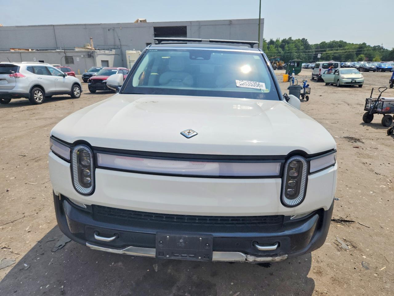 2023 Rivian R1S Adventure - Фото 5