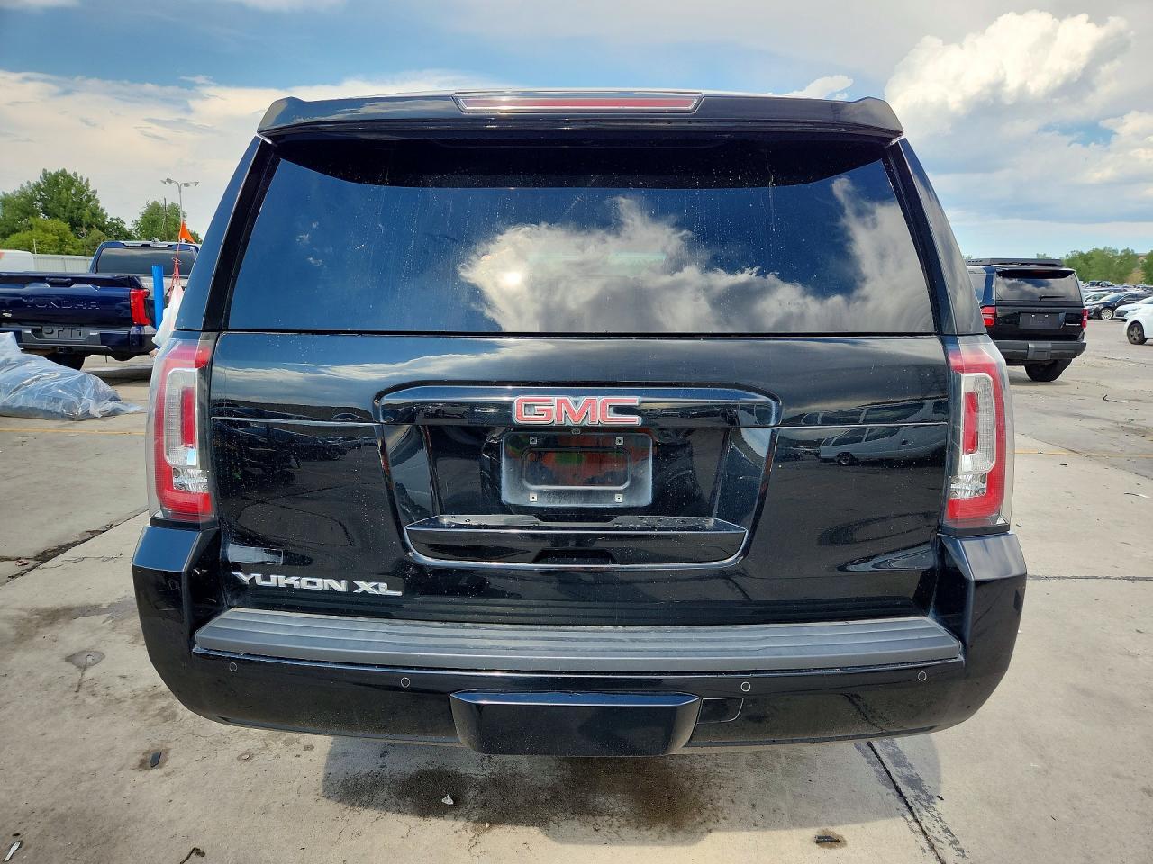 2019 GMC Yukon Xl K1500 Slt - Image 6