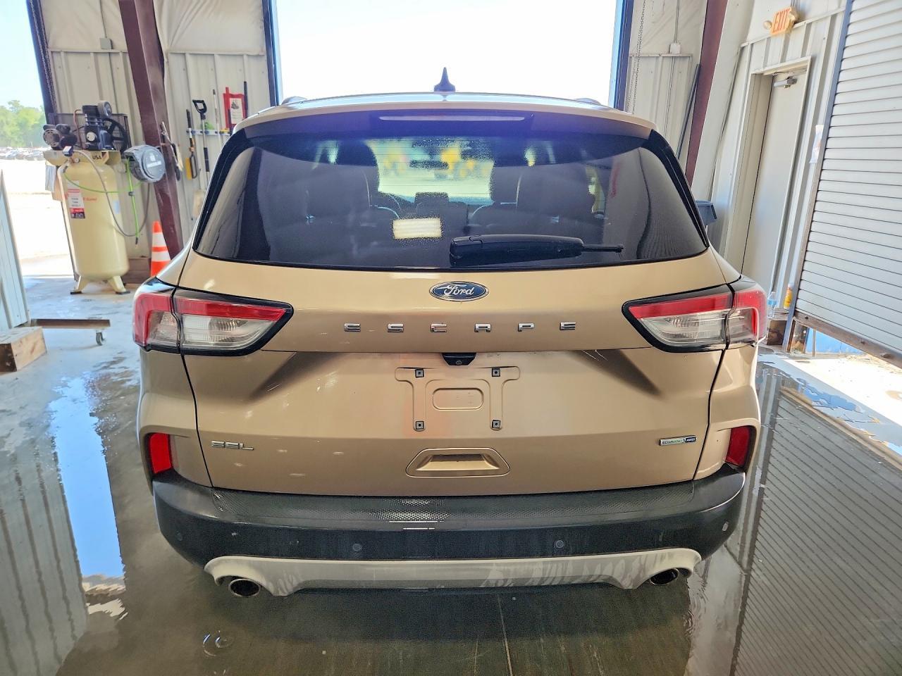 2020 Ford Escape Sel - Фото 6