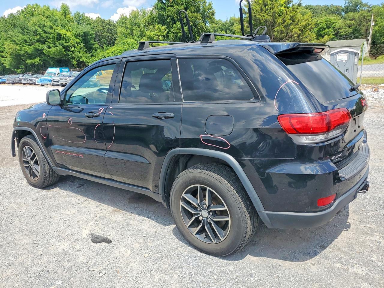 2017 Jeep Grand Cherokee Trailhawk - Фото 2
