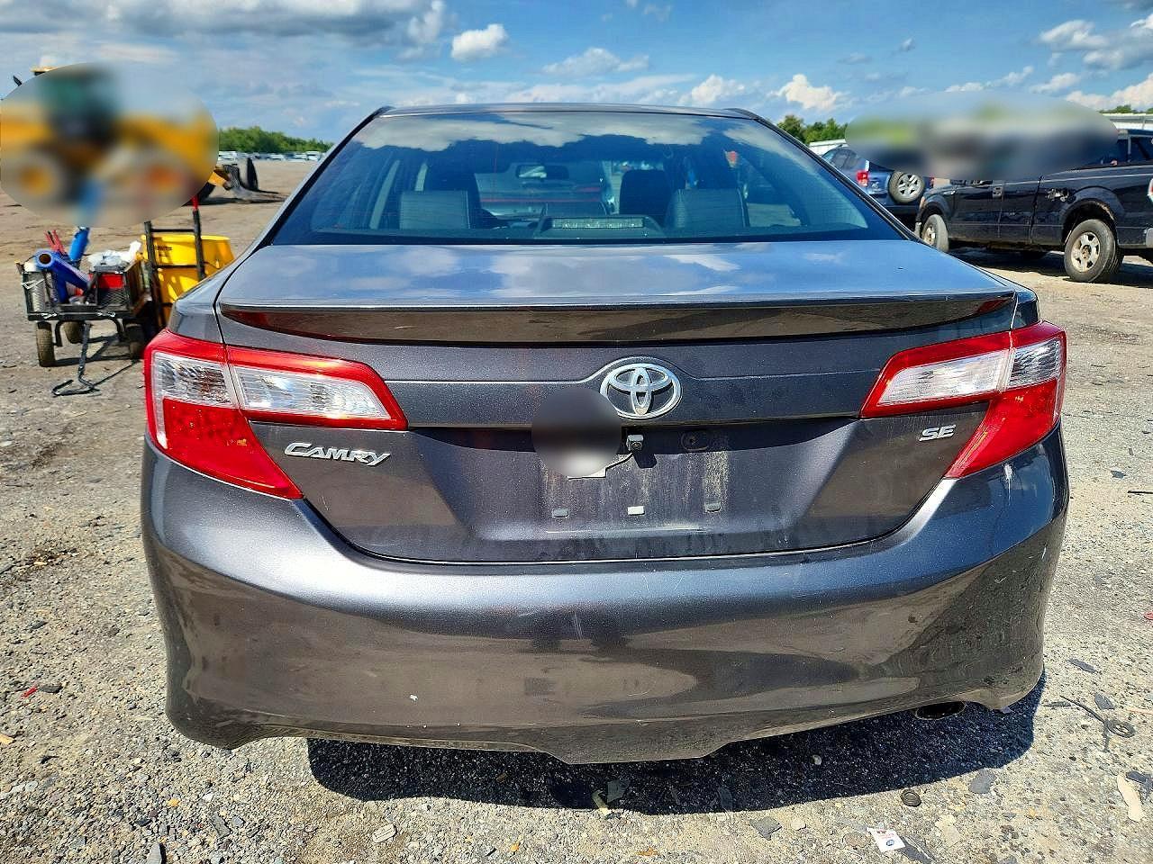 2014 Toyota Camry Se - Image 6