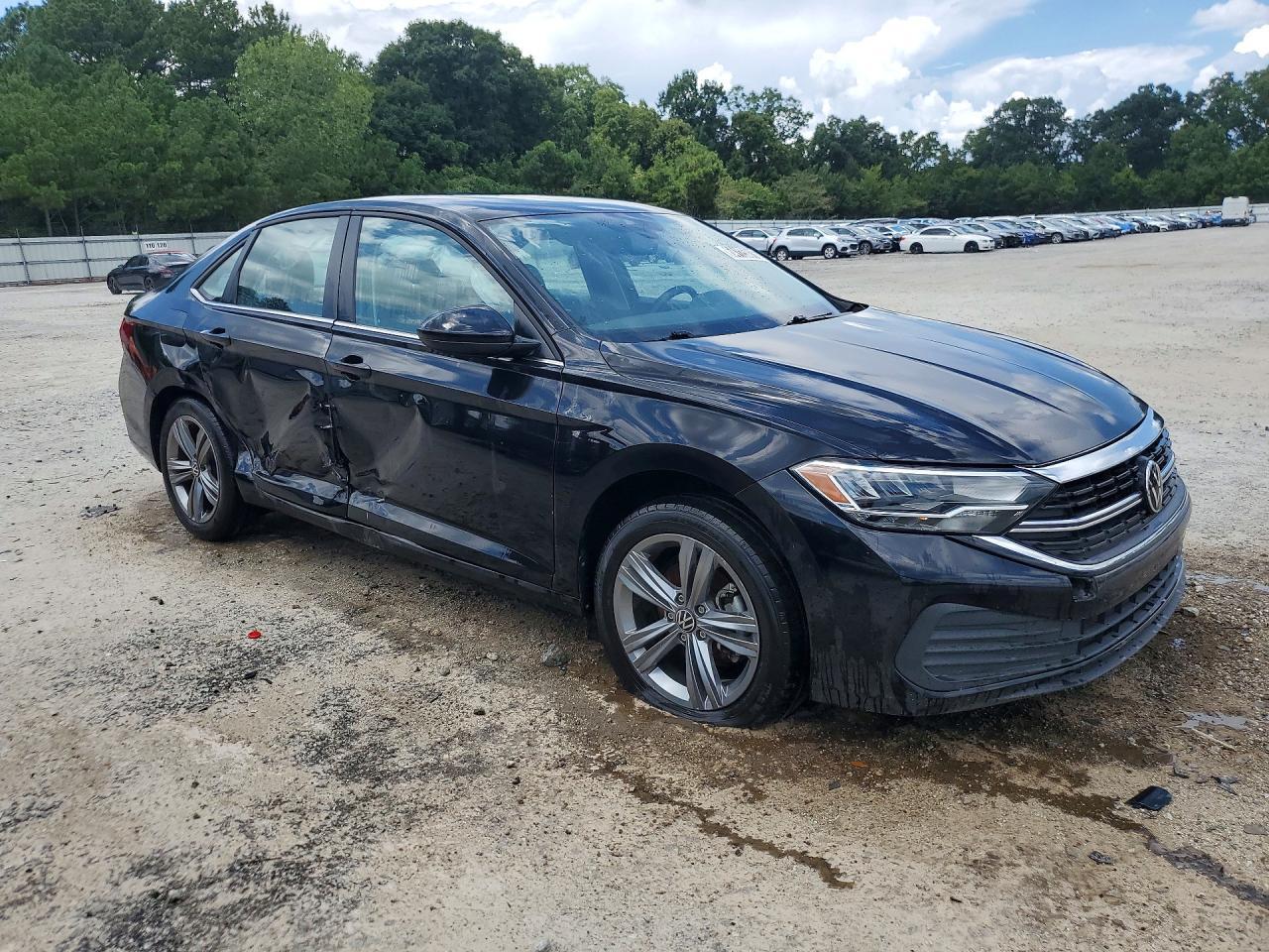 2024 Volkswagen Jetta Se - Image 4